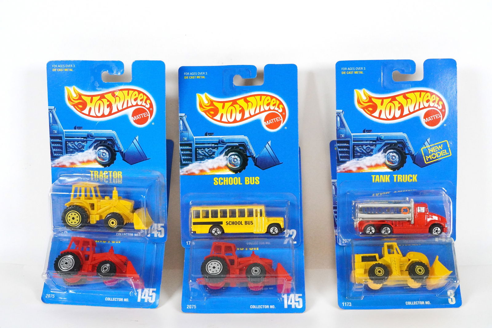 Lots Hot Wheels: Lots Hot Wheels in original box.