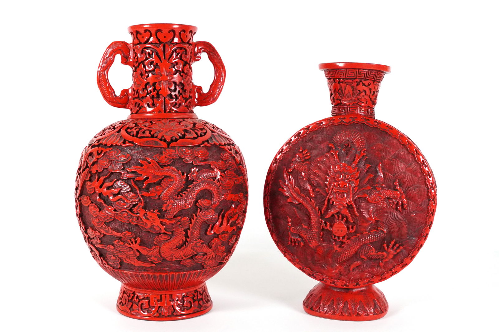 2 Chinese cinnabar vase (1 of 7)