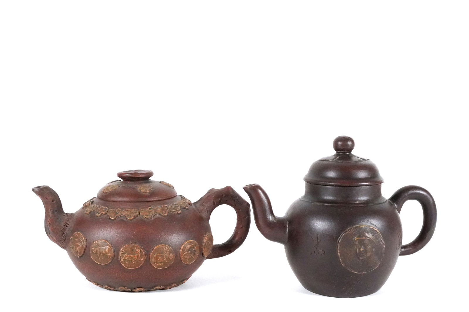 2 Chinese clay teapots (1 of 7)