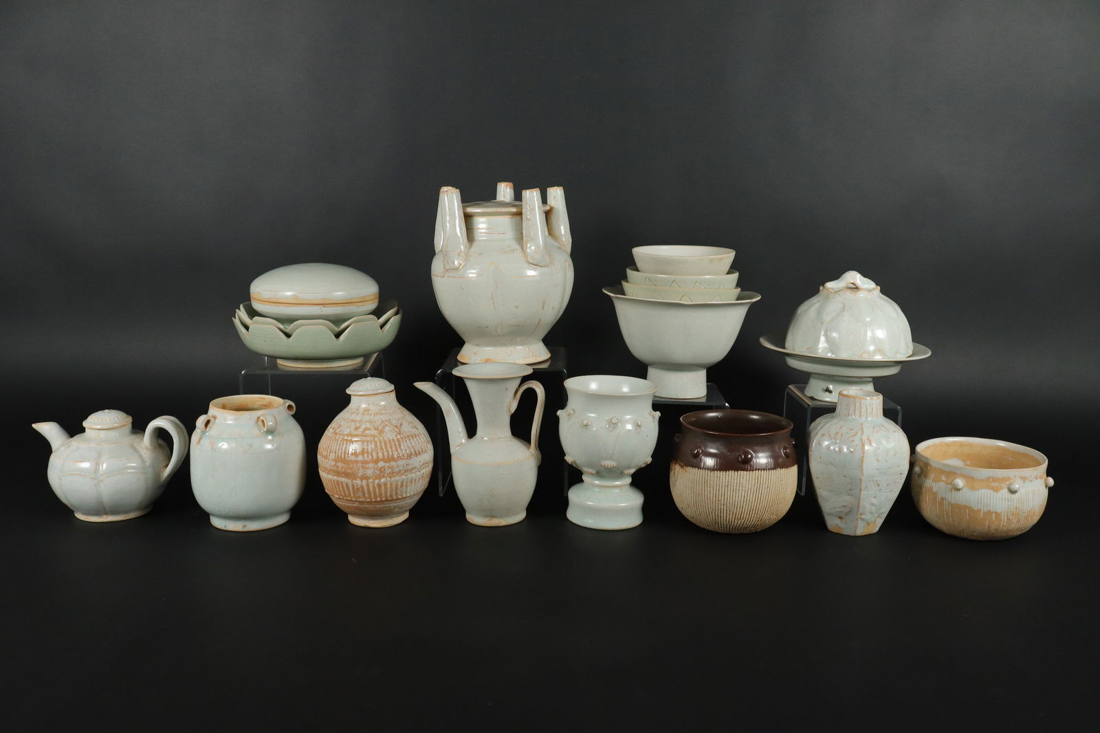 Lots Chinese ceramics (1 of 7)