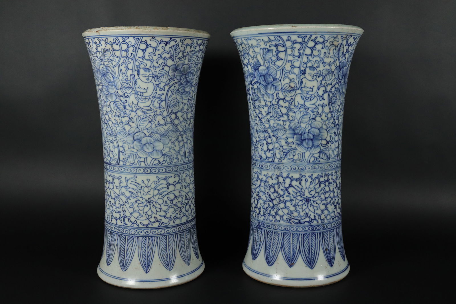 2 Chinese b/w vase (1 of 7)