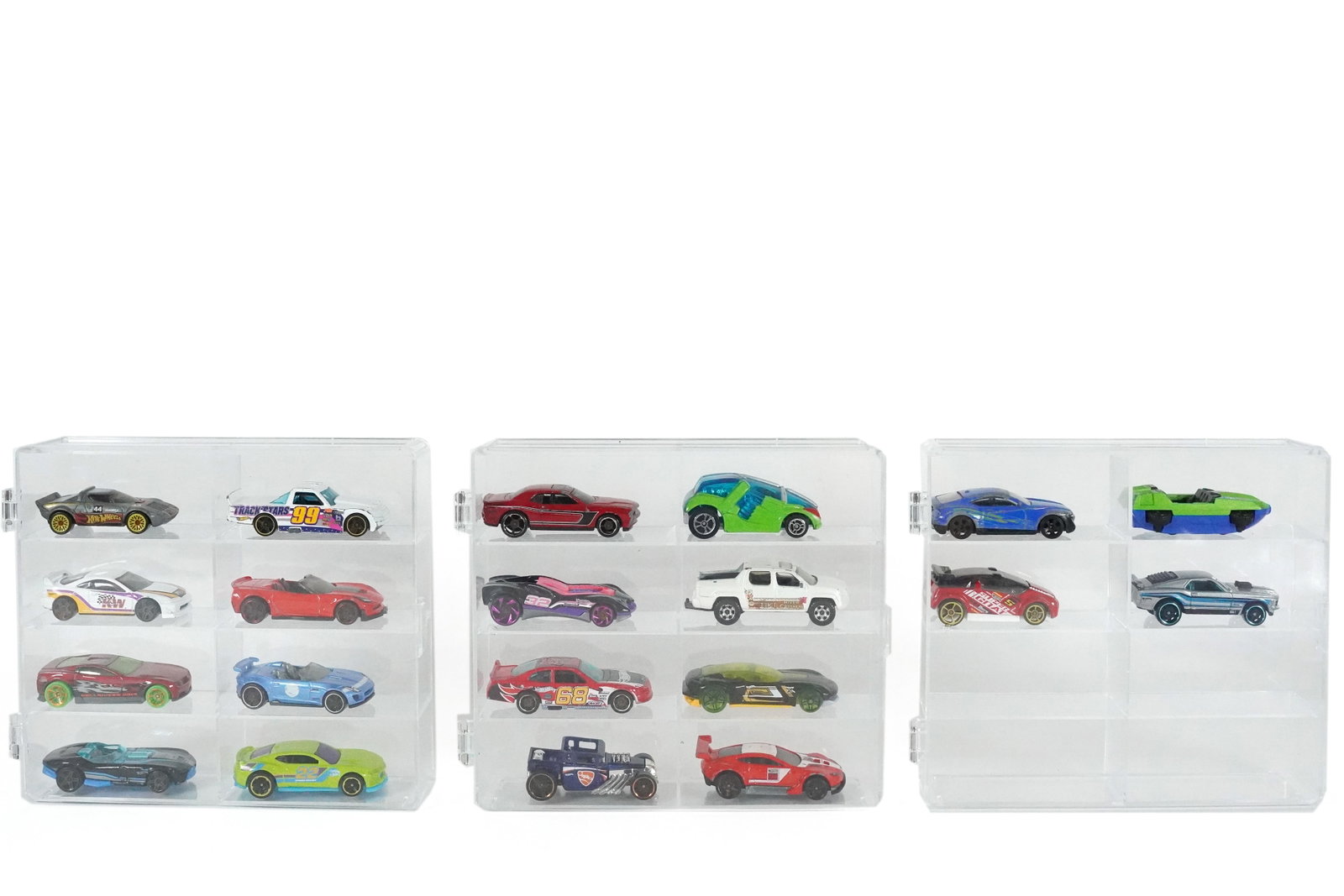 Lots Hot Wheels: Lots Hot Wheels, condition selling it as is.
