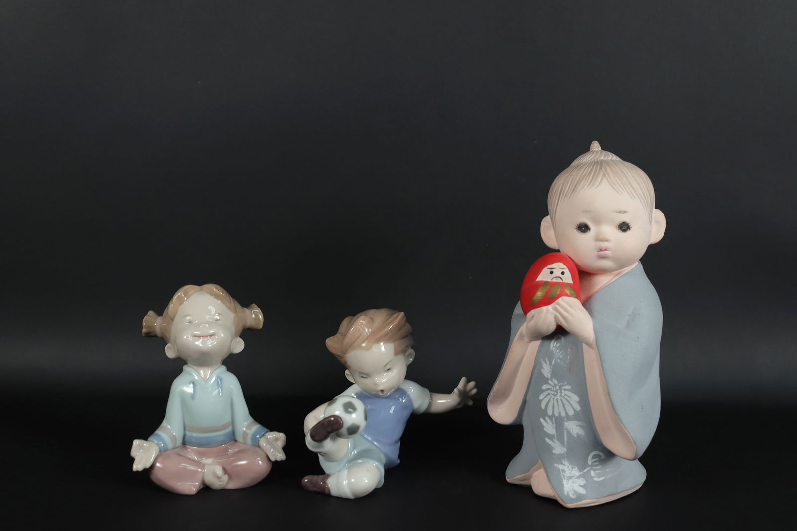 Lots fine figurine (1 of 7)