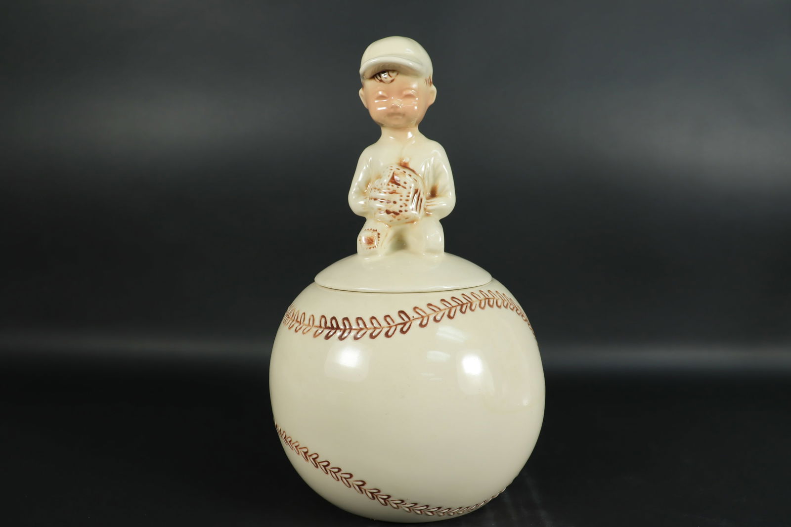 Rare McCoy cookie jar (1 of 7)