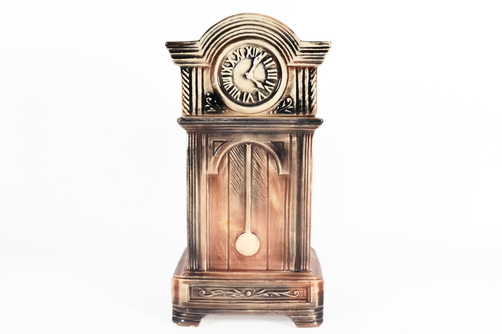 A MCCoy rare cookie jar (1 of 7)