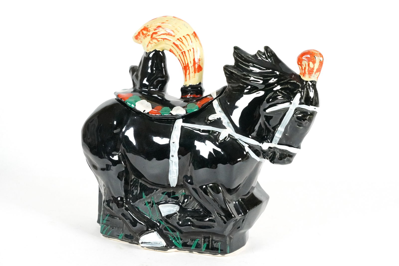 A McCoy cookie jar (1 of 7)