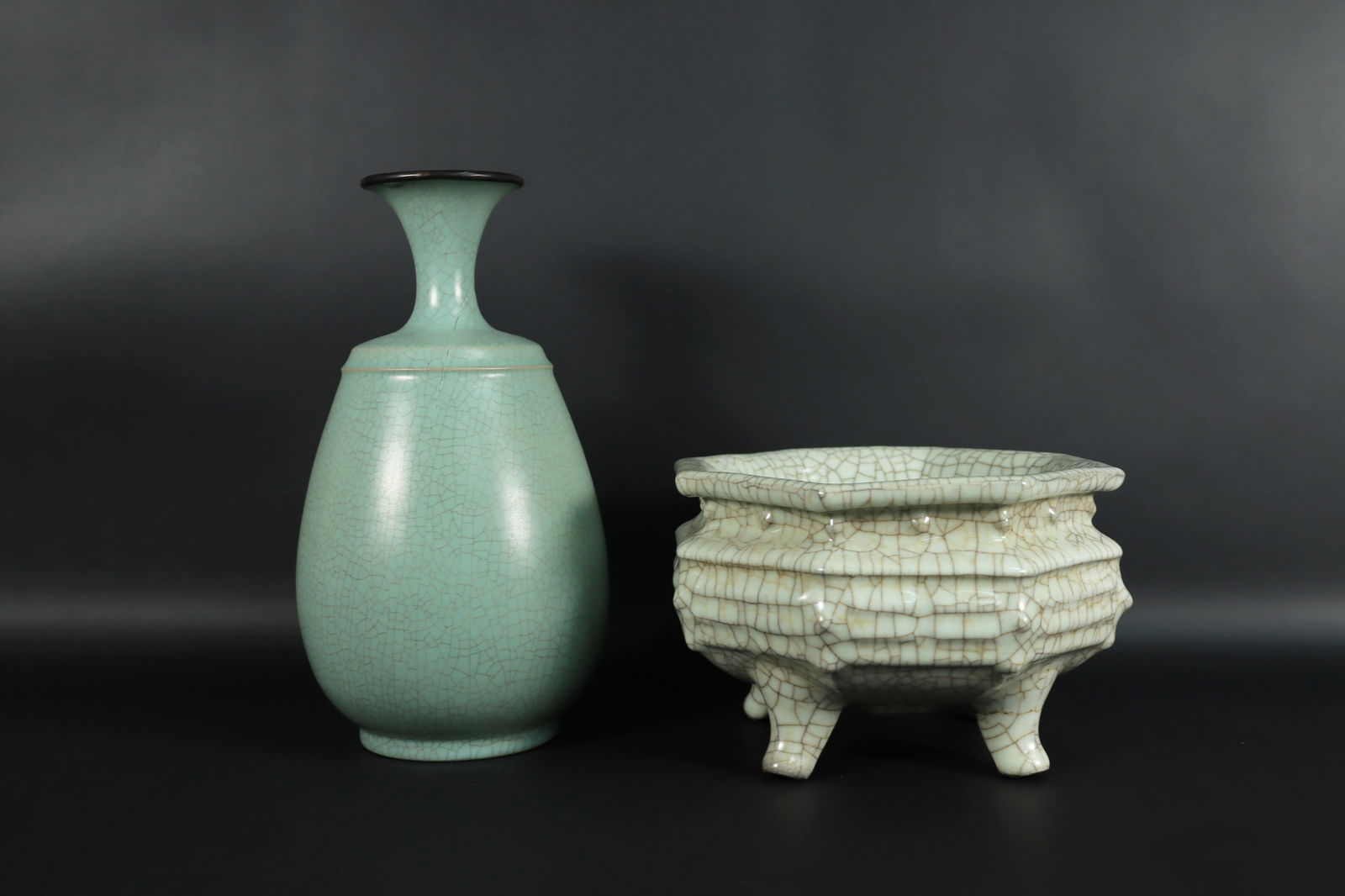 2 Chinese porcelains: 2 Chinese fine porcelains, one of the larger celadon vase has crack. Please refer to detail photos. Condition selling it as is. H: 5" x W: 7.5."