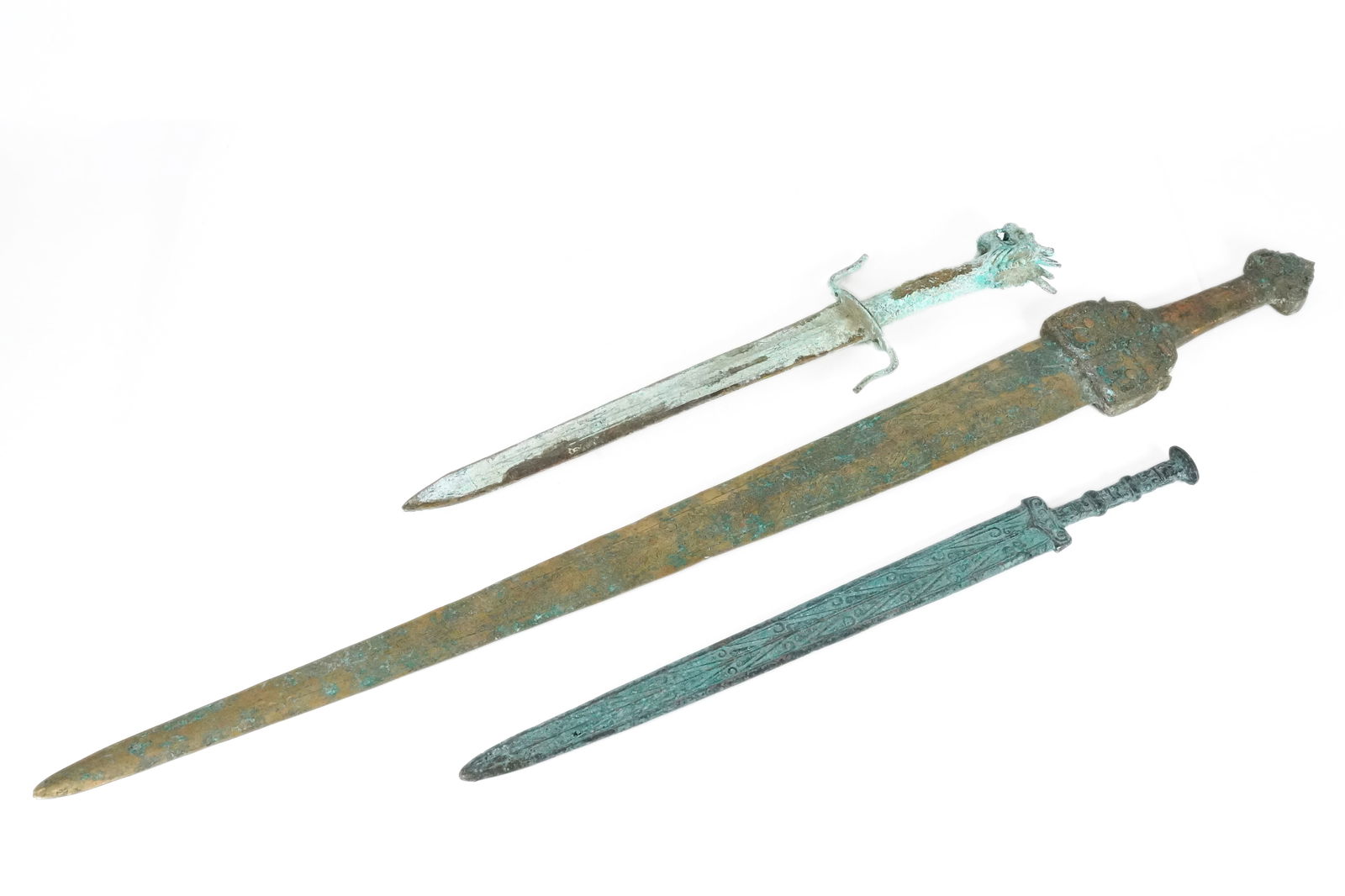 Lots Chinese bronze sword (1 of 7)