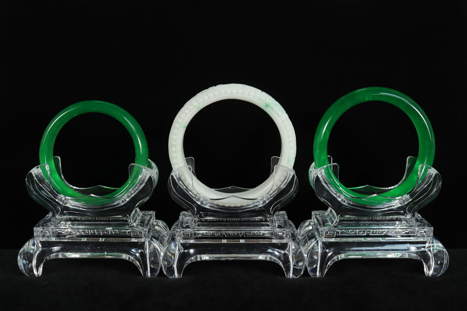 Lots Chinese fine bangles (1 of 7)