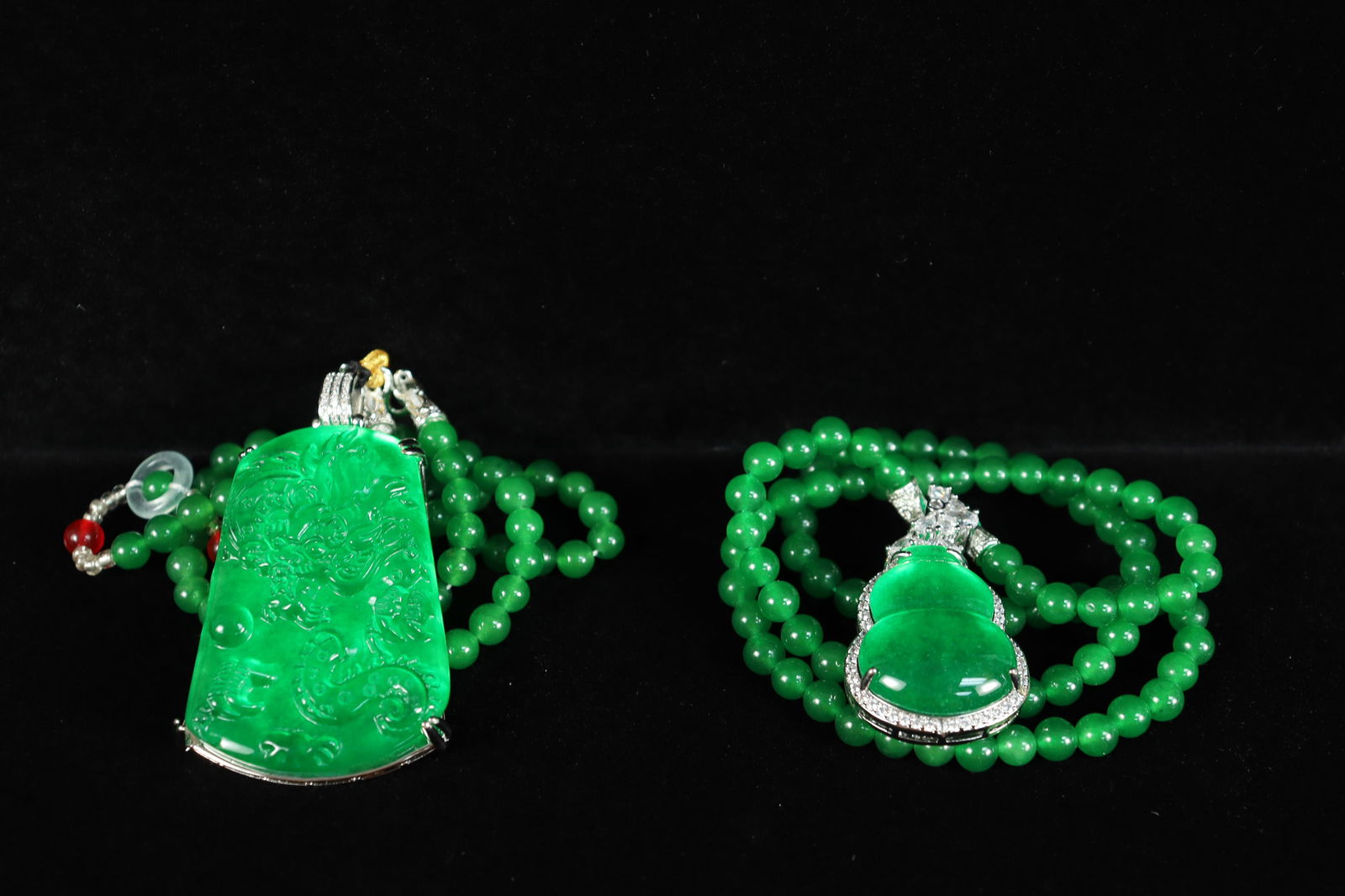 Lots Chinese fine items (1 of 7)