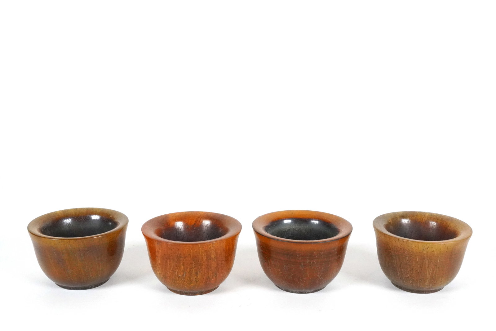 Lots Chinese carved cups: Lots Chinese carved cups.