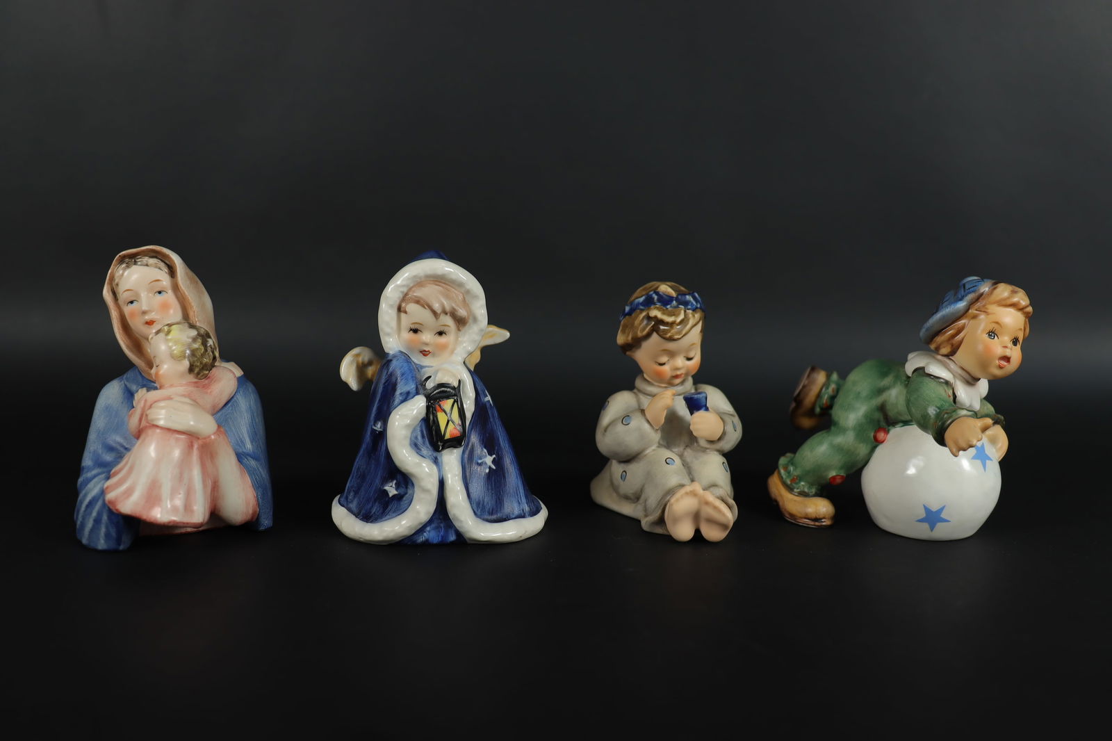 Lots Hummel fine figurines (1 of 9)