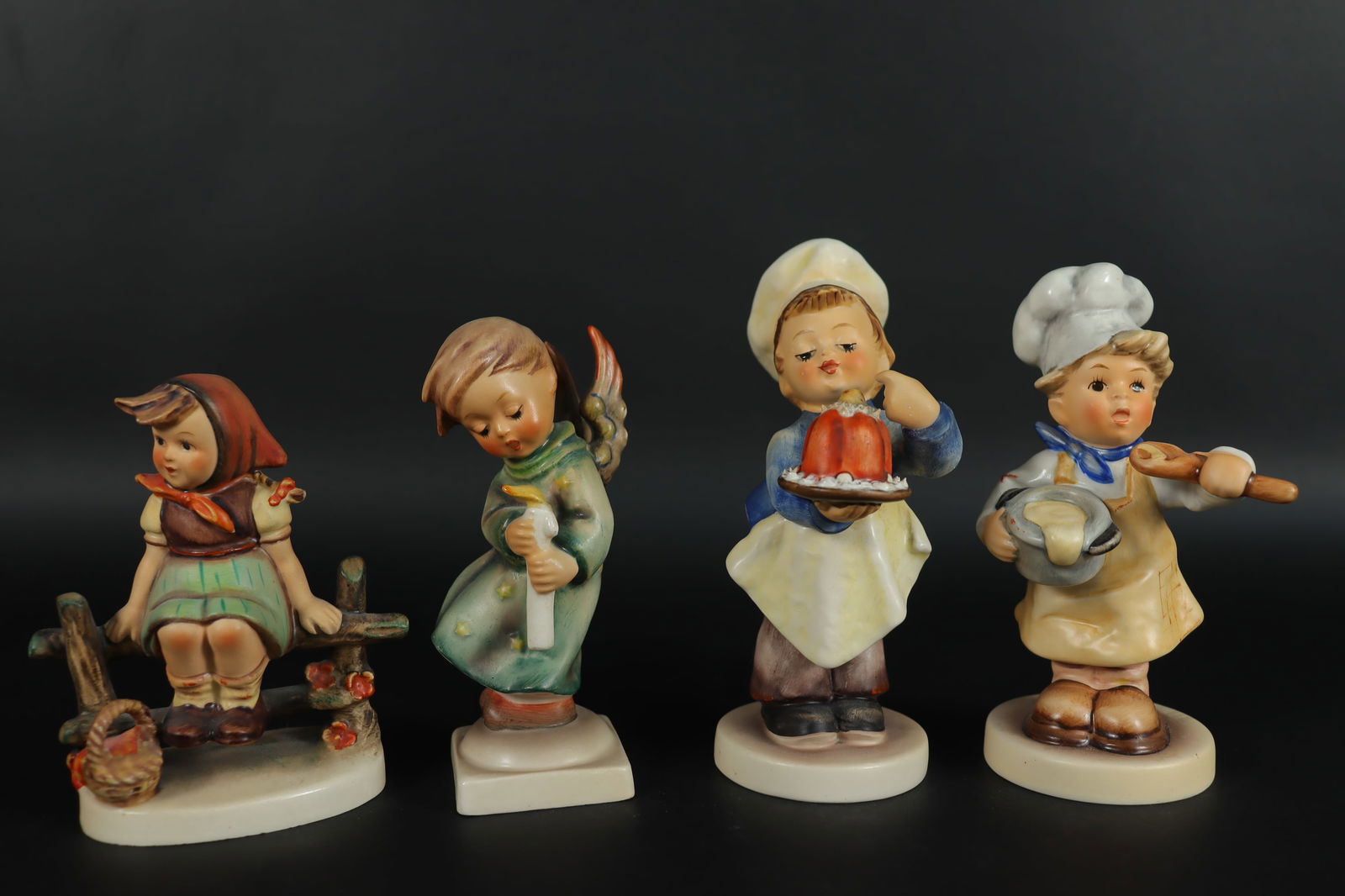 Lots Hummel fine figurines (1 of 8)
