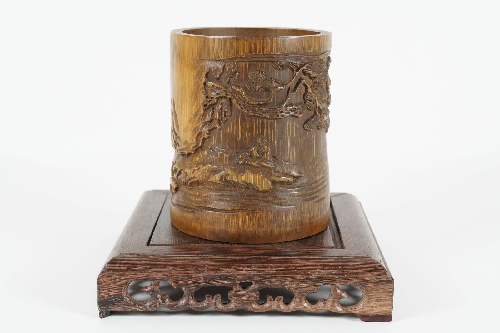 Chinese fine brush pot (1 of 7)