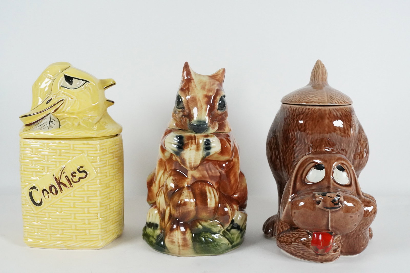 Lots McCoy cookie jar (1 of 7)