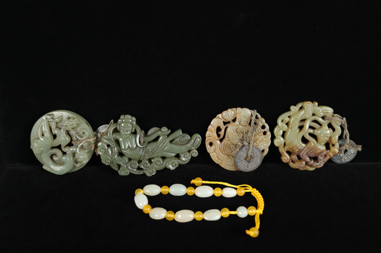 Lots Chinese fine jade (1 of 8)