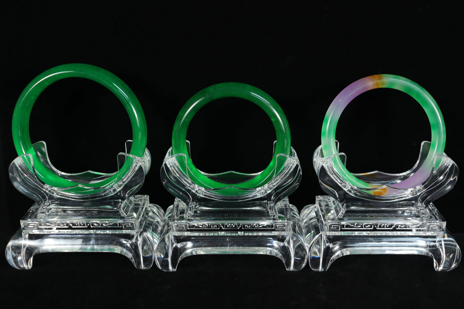 Lots Chinese round bangles (1 of 7)