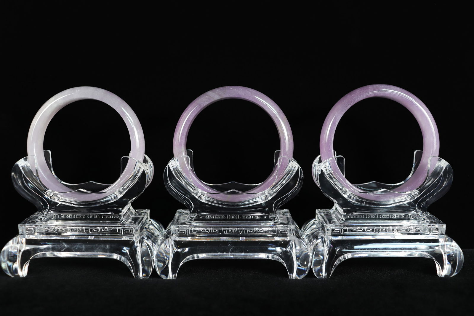 Lots Chinese fine bangles (1 of 7)