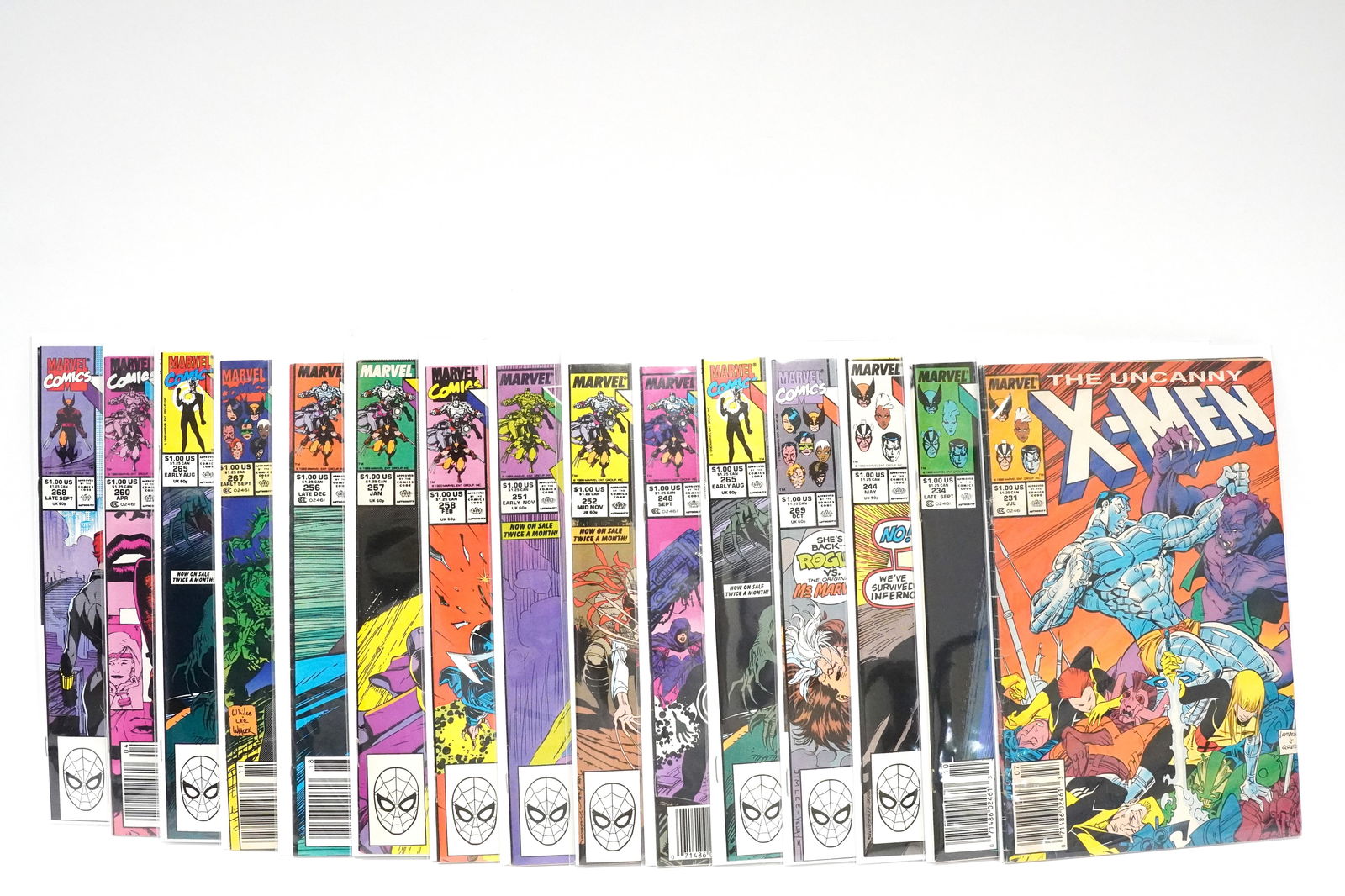 Lots vintage Marvel comics (1 of 6)