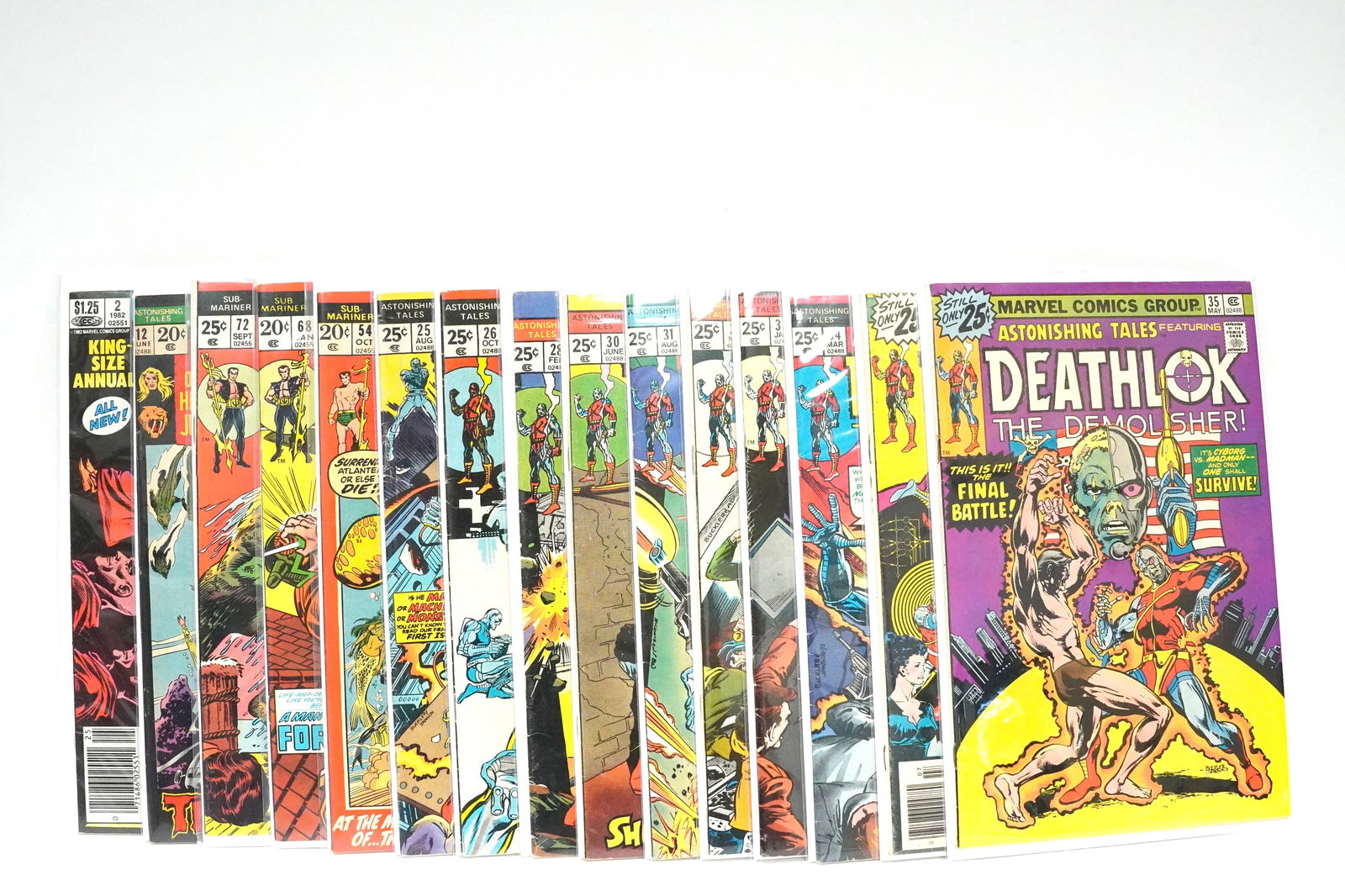 Lots vintage Marvel comics (1 of 6)