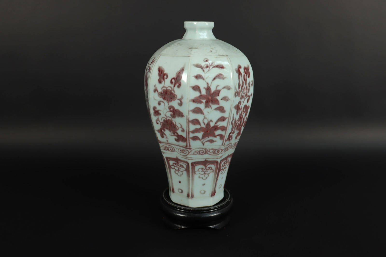 Chinese copper red vase (1 of 7)