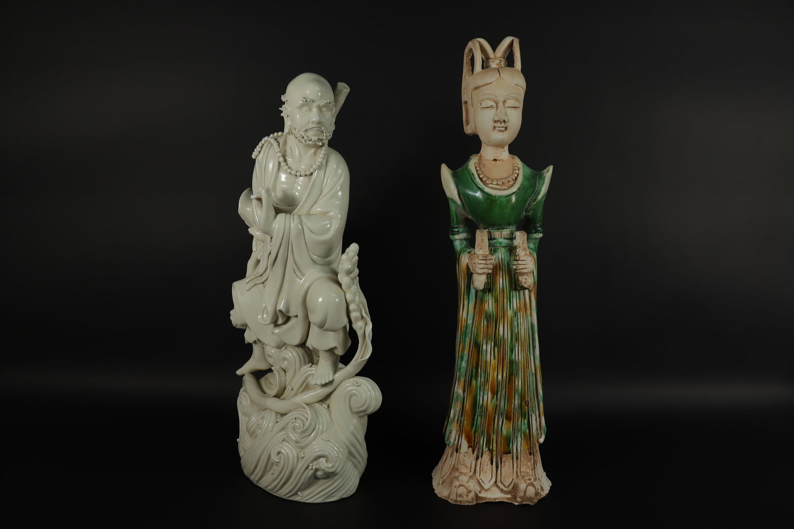 2 Chinese fine statue (1 of 8)