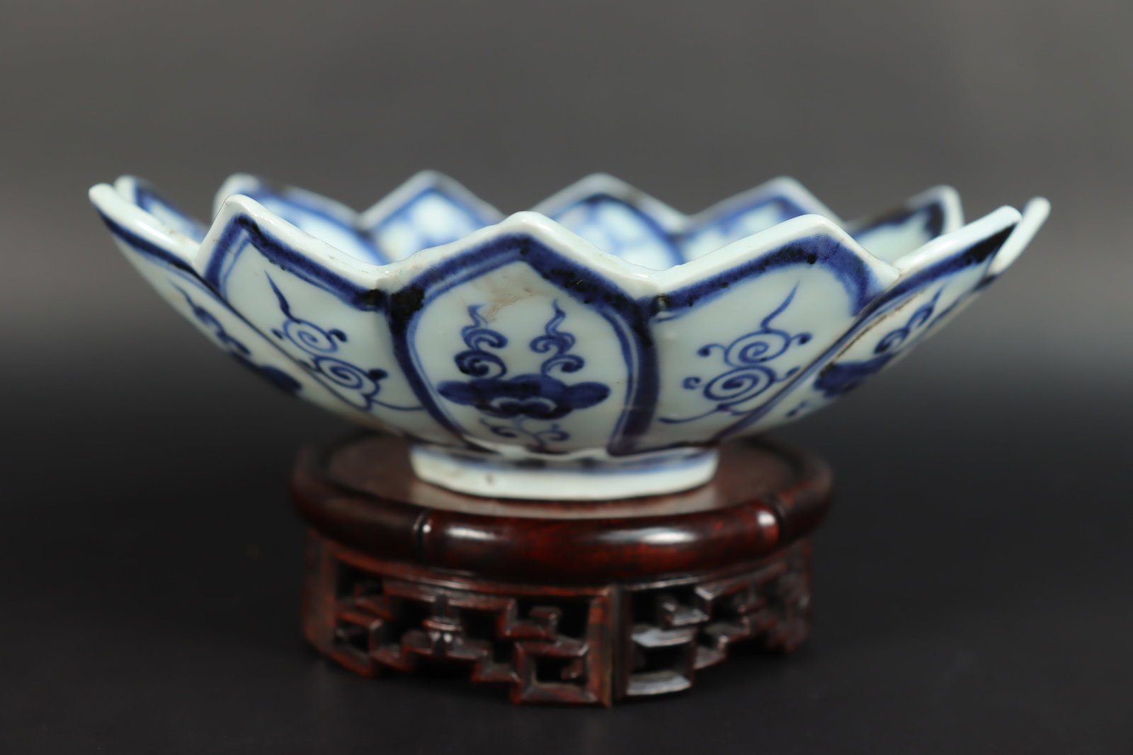 Chinese fine foliated plate (1 of 7)