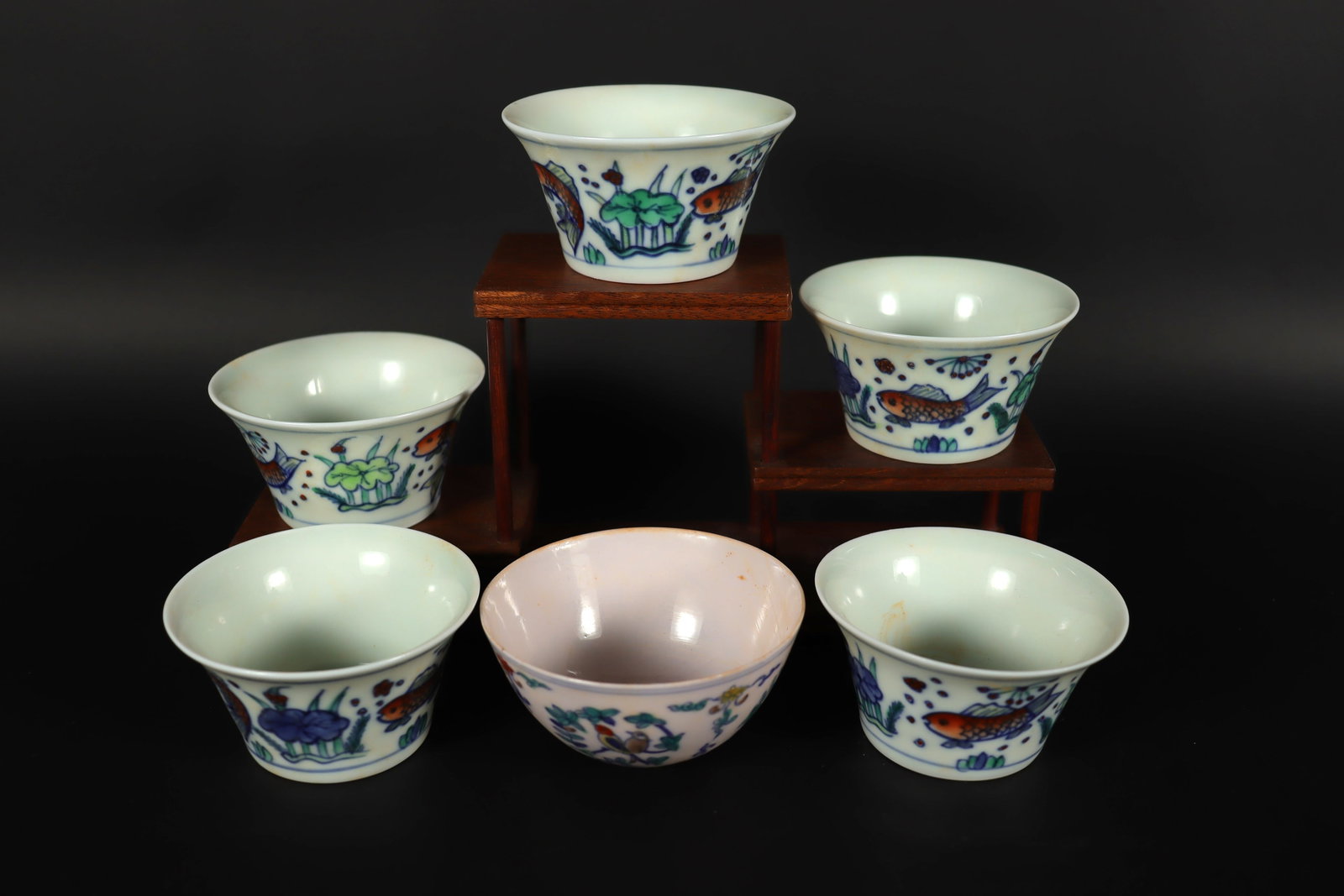 Lots Chinese fine pots (1 of 7)