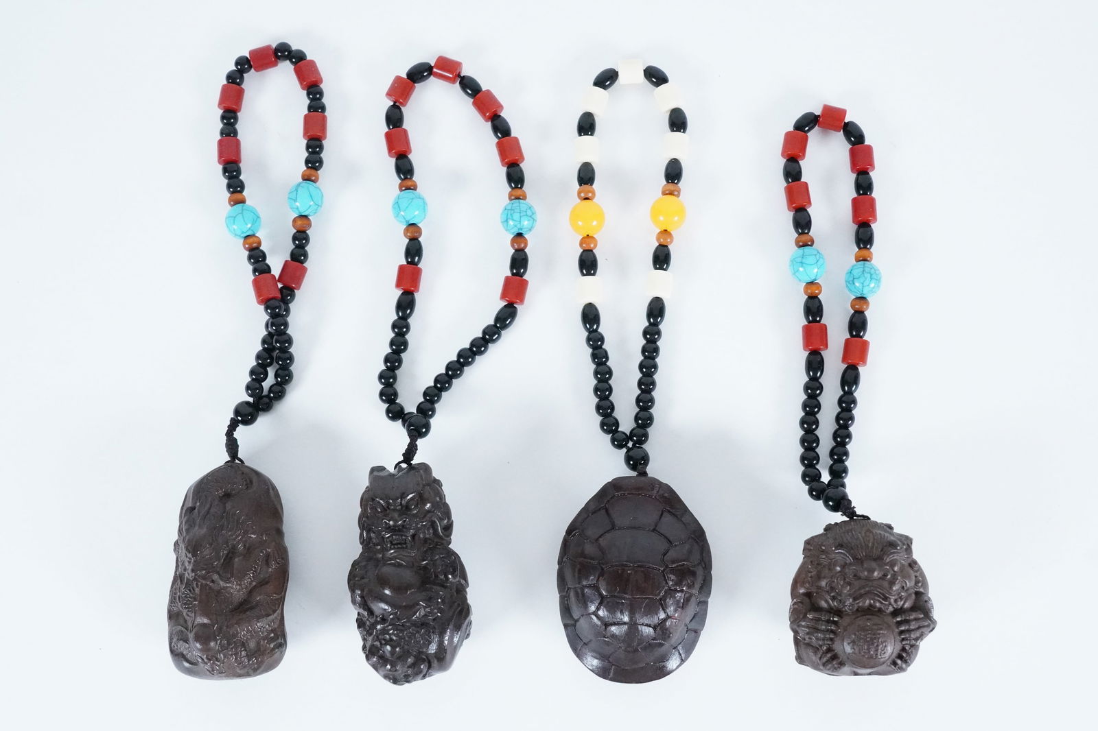 Lots Chinese scented wood (1 of 7)