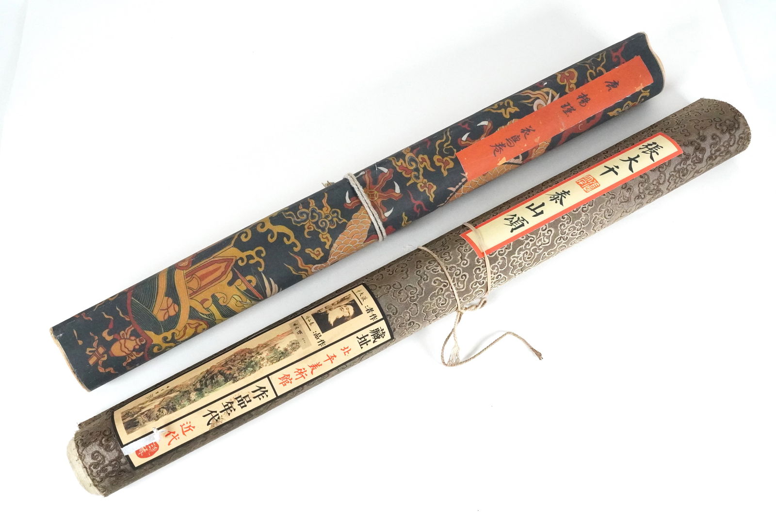 Lots Chinese scrolls: Lots Chinese scrolls.