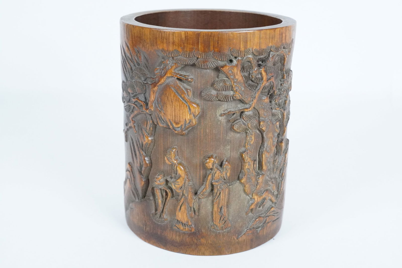 Chinese fine brush pot: Chinese fine brush pot.