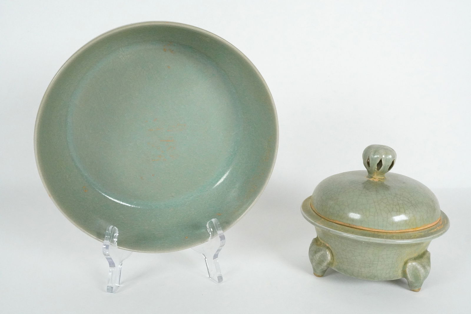 2 Chinese celadon items (1 of 7)