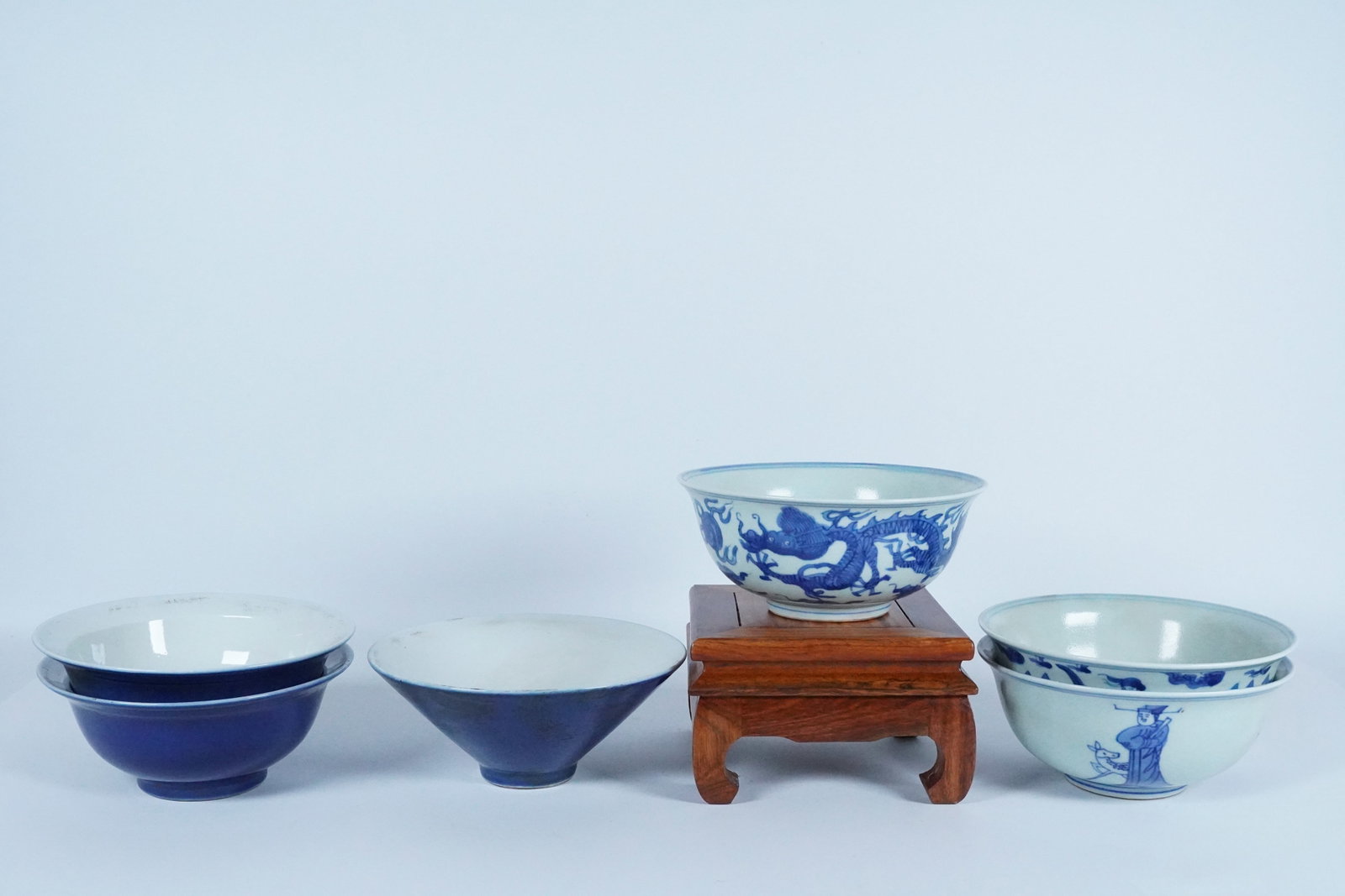 Lots Chinese porcelains: Lots Chinese fine porcelins. Largest H: 2.75" x W: 6.5."