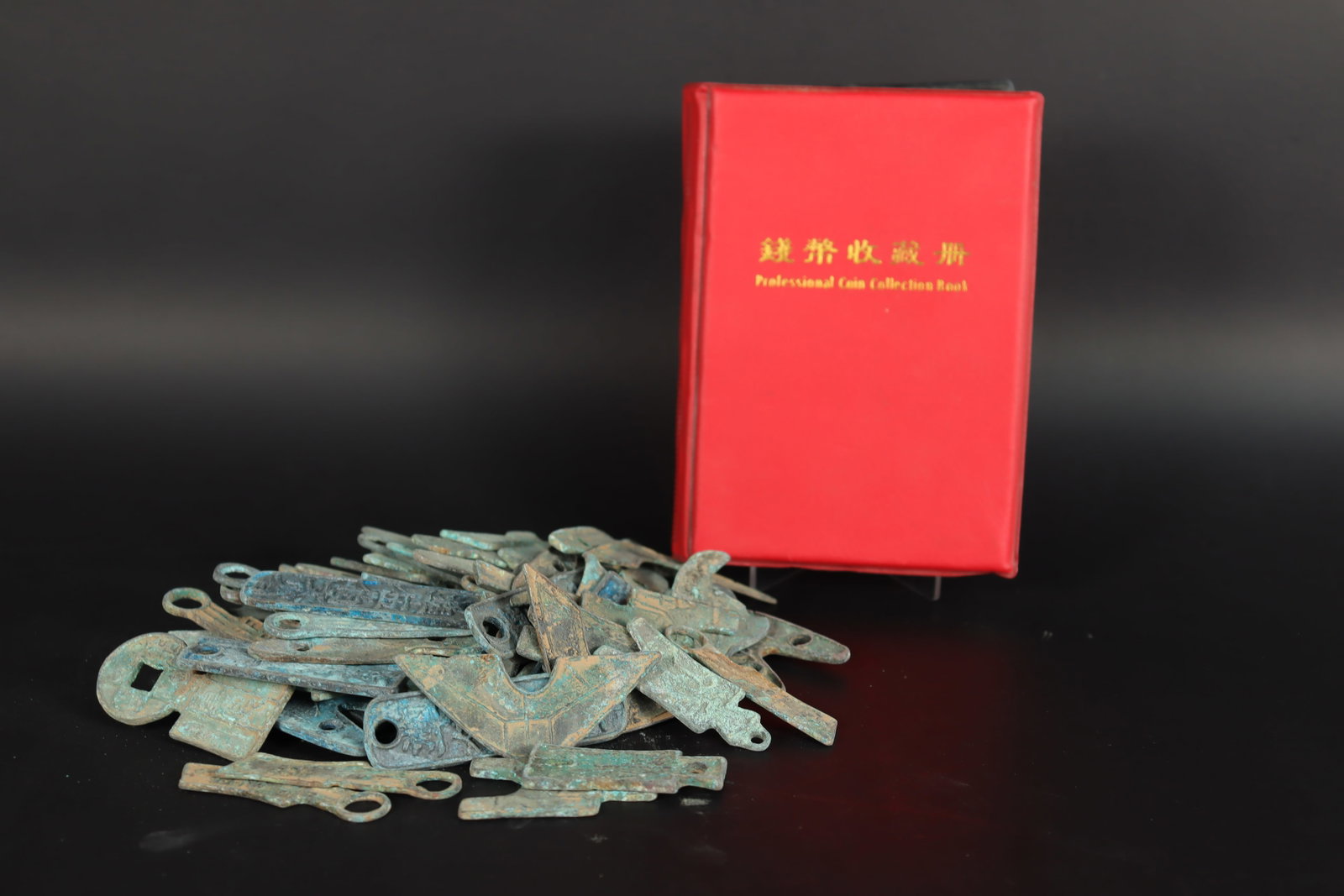 Lots Chinese currency: Lots Chinese fine currency, non authenticate and all sales are final.