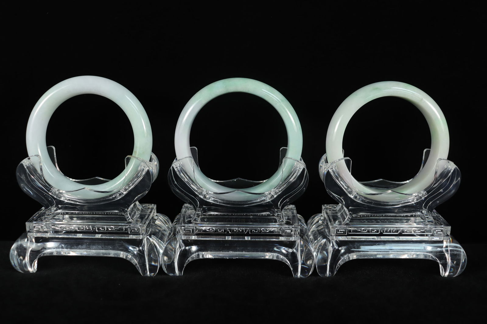 Lots Chinese bangles (1 of 7)