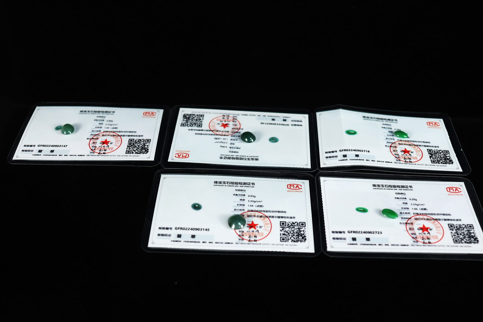 Lots fine jadeite stones (1 of 7)