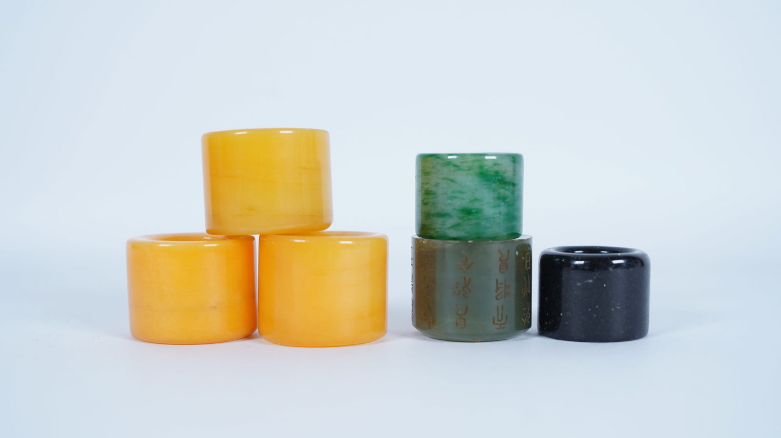 Lots Chinese archer rings (1 of 7)