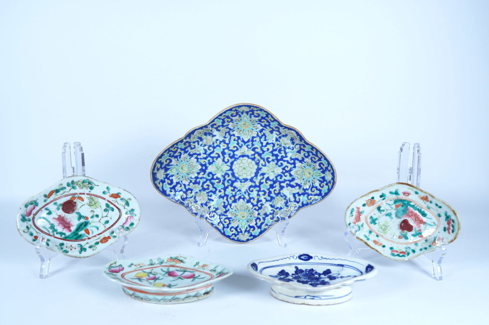 Lots Chinese fine plates (1 of 10)