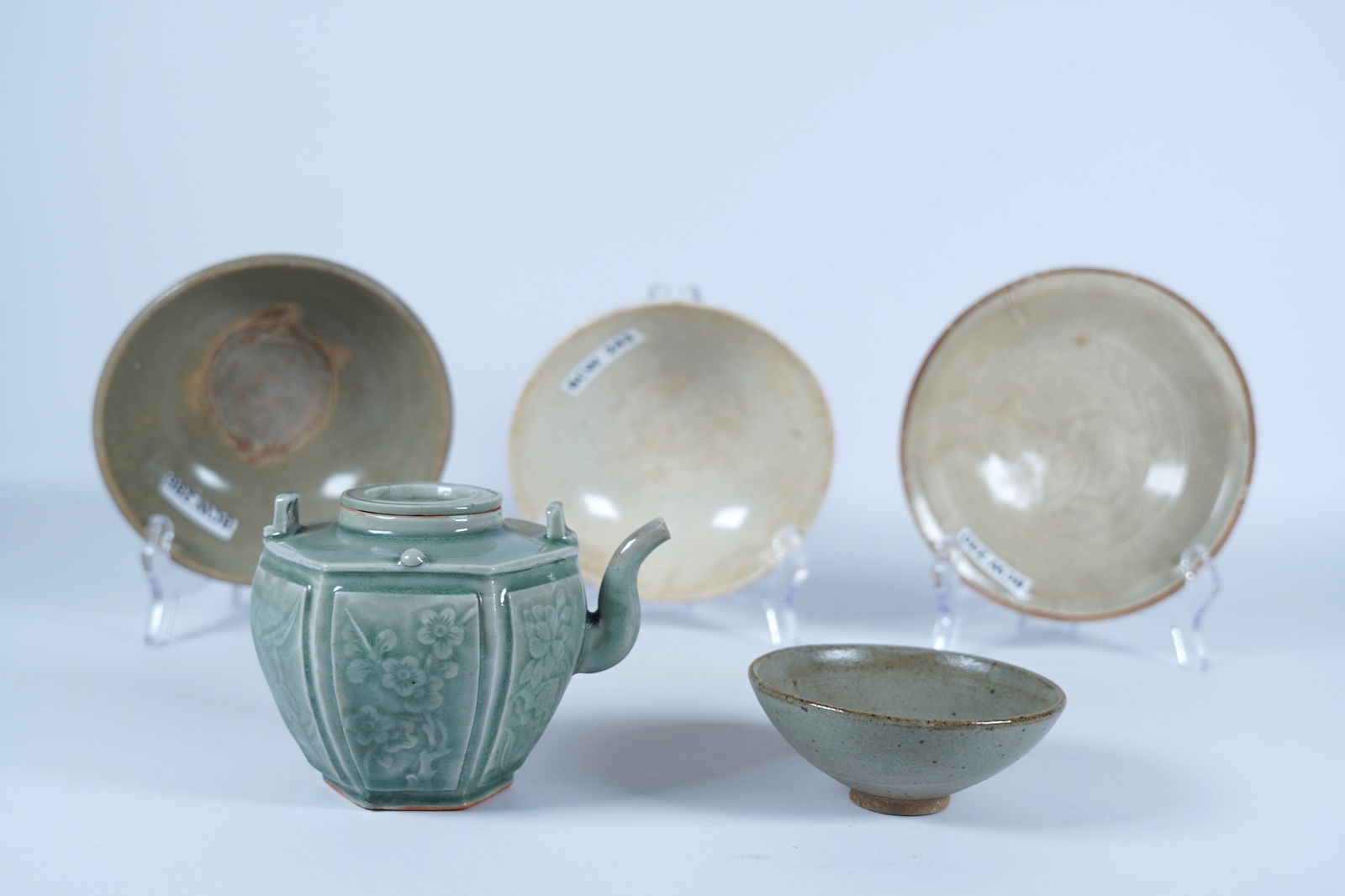 Lots Chinese antique ceramics (1 of 10)