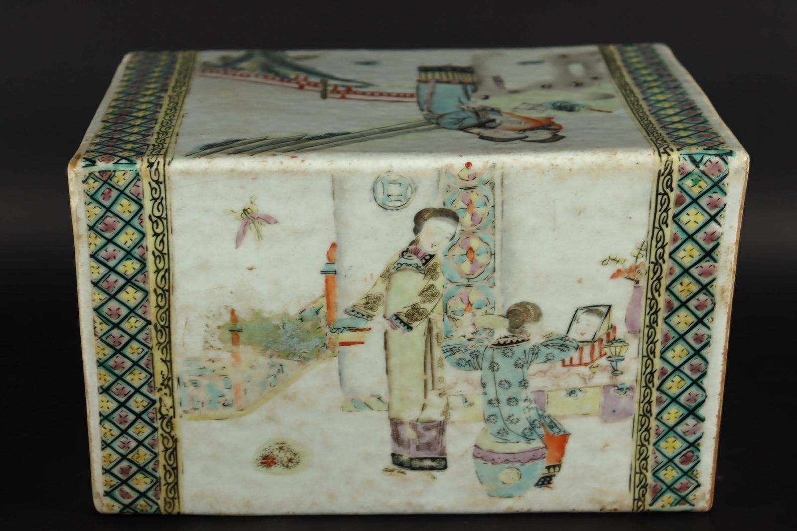 Chinese antique fine pillow: Chinese Qing dynasty fine porcelain pillow. Condition selling it as is. H: 9.5" x W: 6.1."