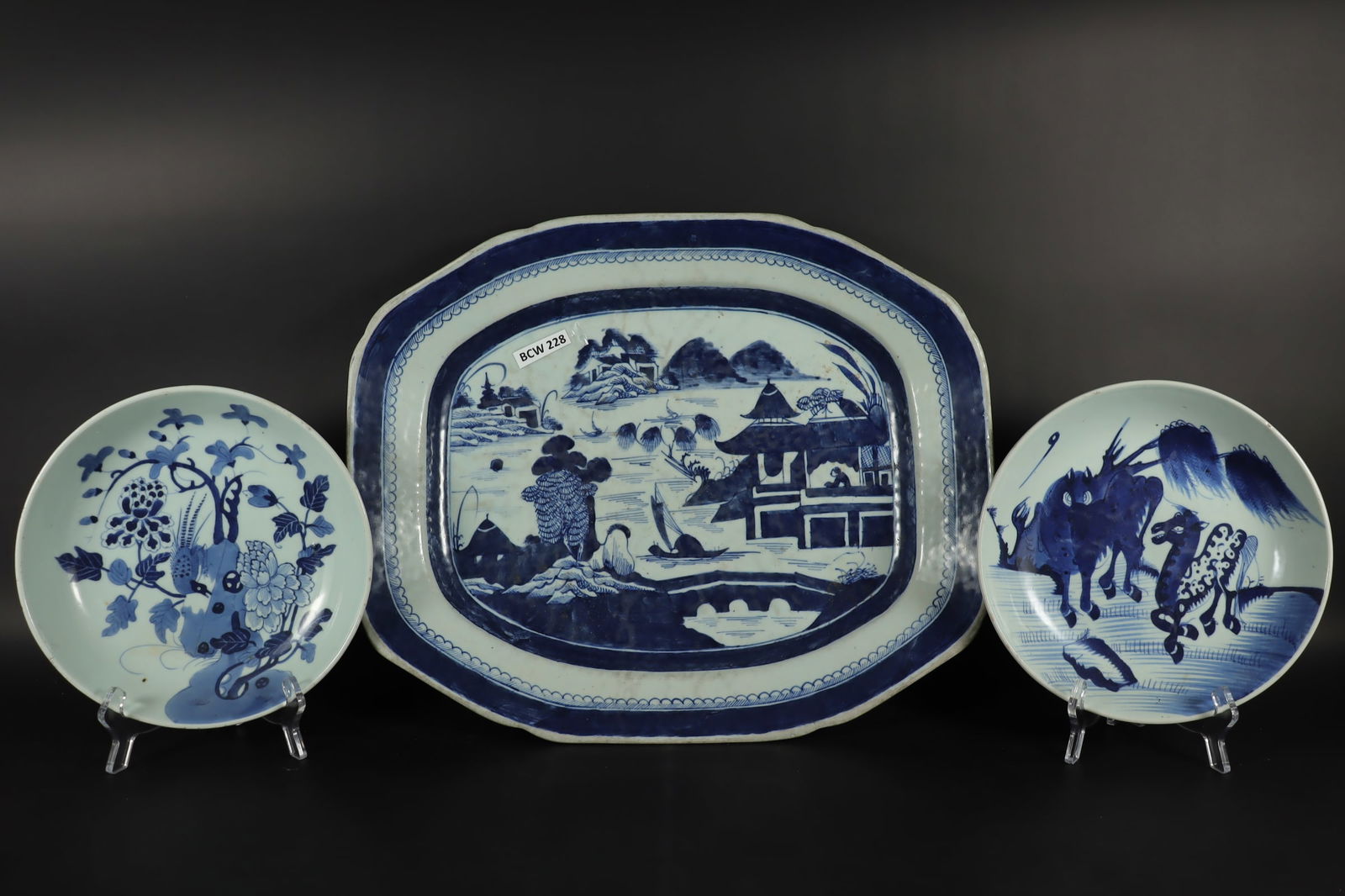 Lots Chinese fine plates (1 of 8)