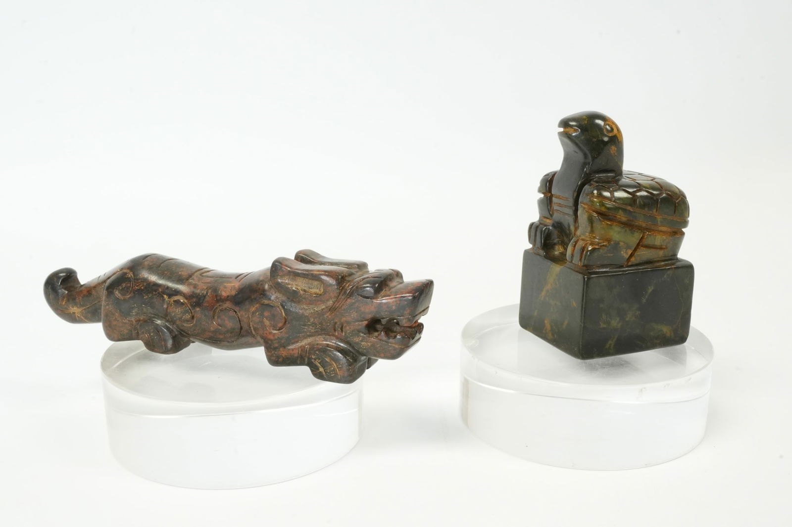 2 Chinese fine jade figure (1 of 7)