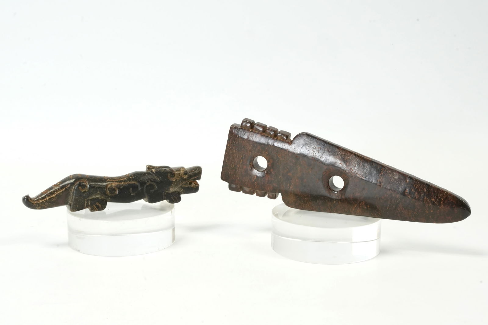 2 Chinese jade ornament (1 of 7)