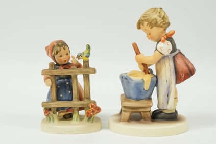 2 vintage Hummel figure