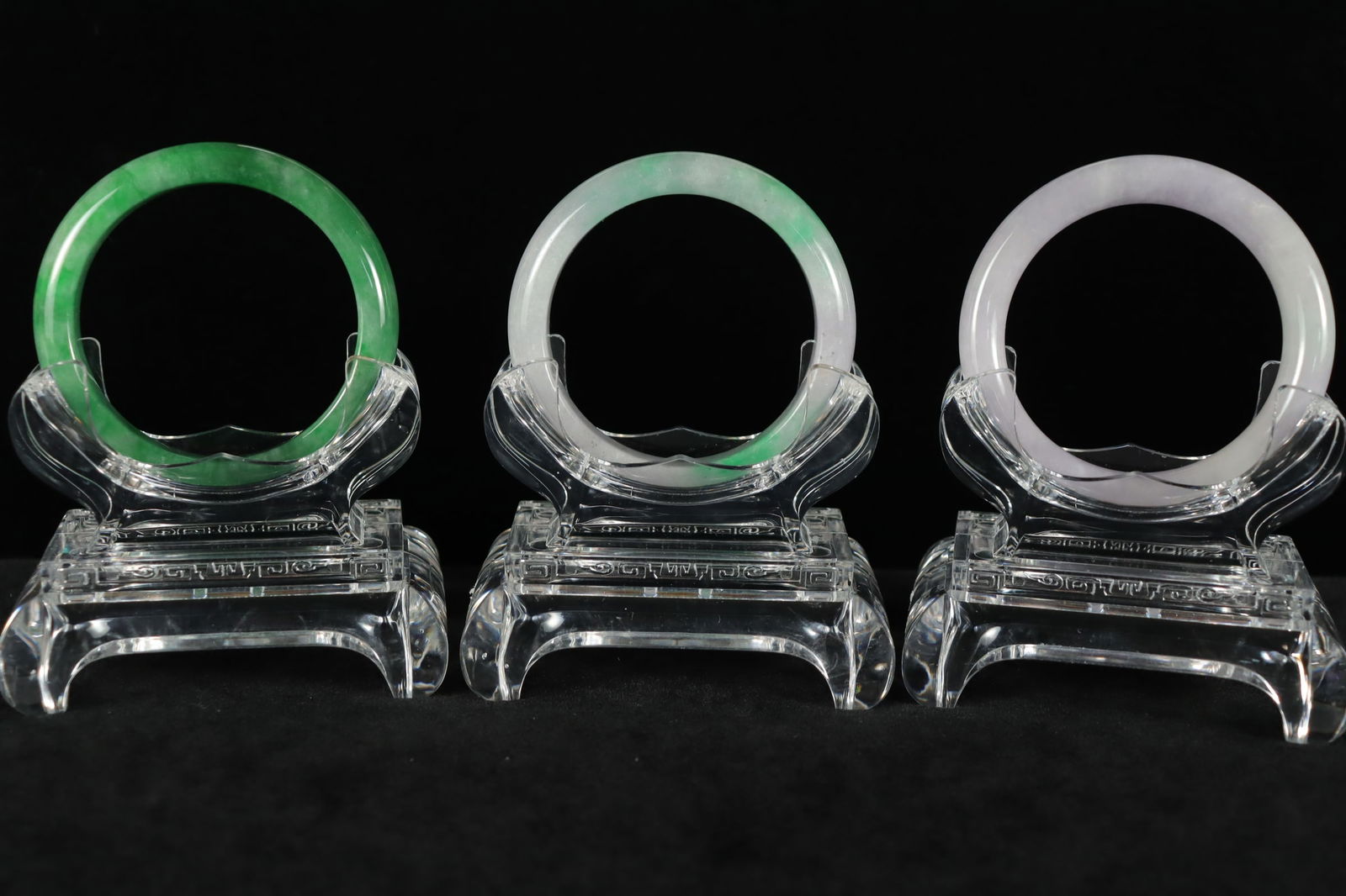 Lots Chinese fine bangles (1 of 6)