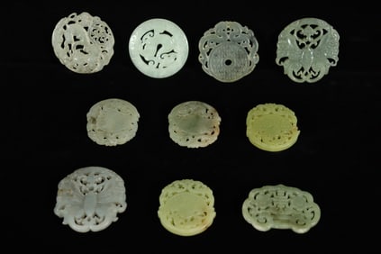 Lots Chinese jade carvings