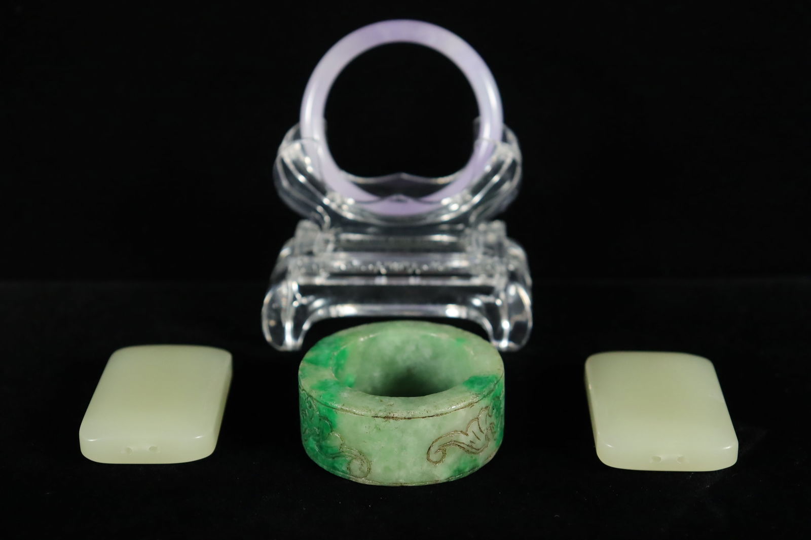 Lots Chinese fine items (1 of 6)