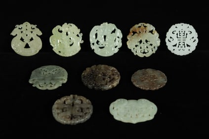 Lots Chinese jade carvings