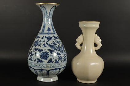 2 Chinese fine vase