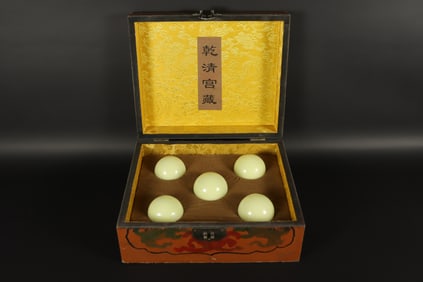 Lots Chinese glow balls